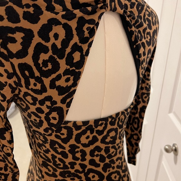 Guess Cheetah Print Women's Dress - Picture 4 of 5